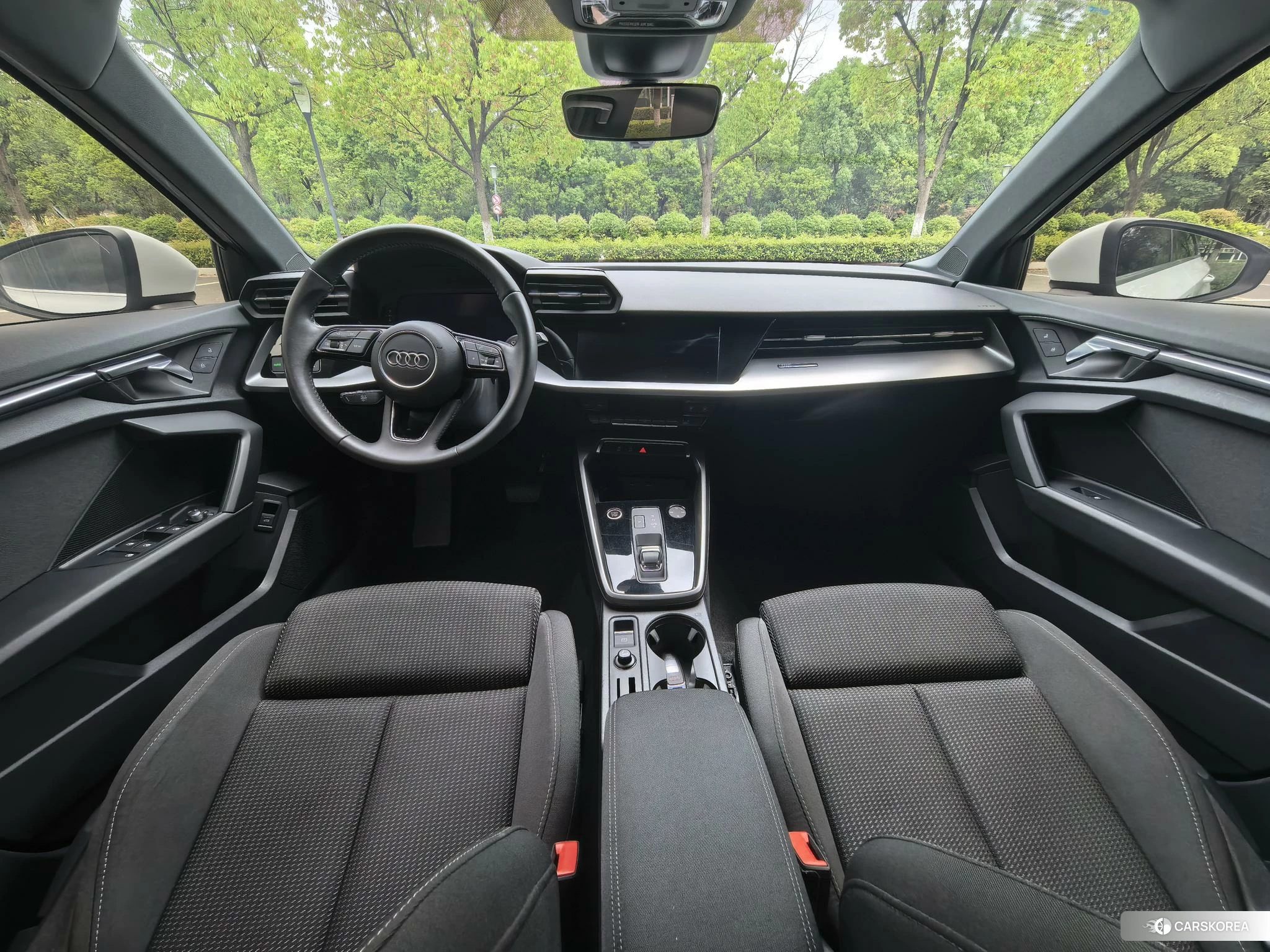 Audi A3 2022 Белый из Китая, фото 2