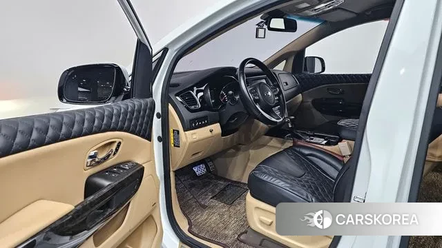 Kia The New Carnival 2018 Белый из Кореи, фото 2