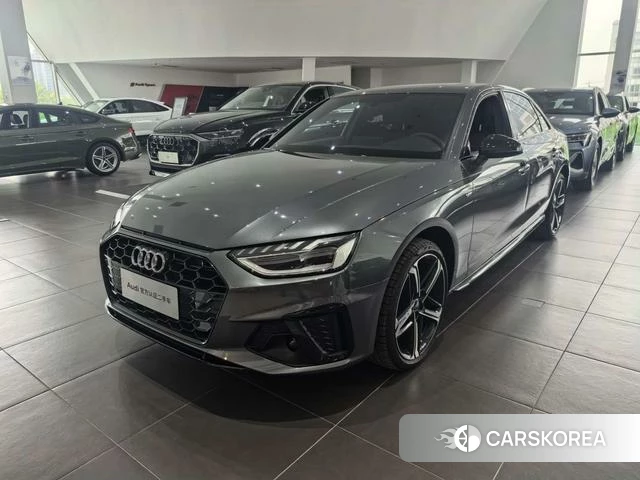 Audi A4L 2025 Темно-серый из Китая, фото 2