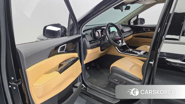 Kia Carnival 4th generation 2023 Черный из Кореи, фото 2