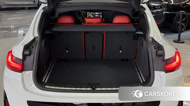 BMW X4M (G02) 2024 Белый из Кореи, фото 2