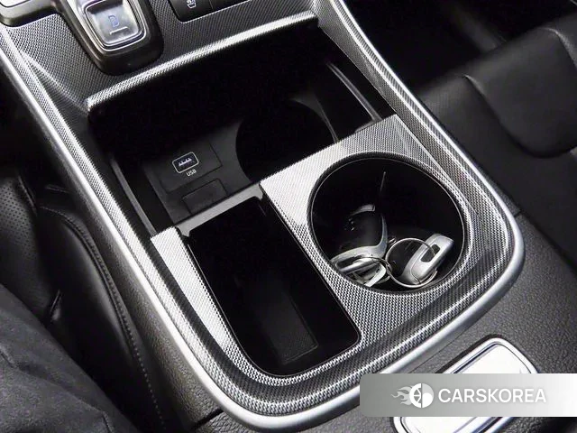 Hyundai The New Santa Fe 2021 Белый из Кореи, фото 2