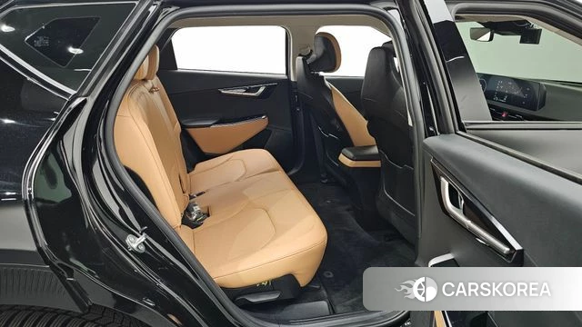 Kia EV6 2023 Черный из Кореи, фото 2