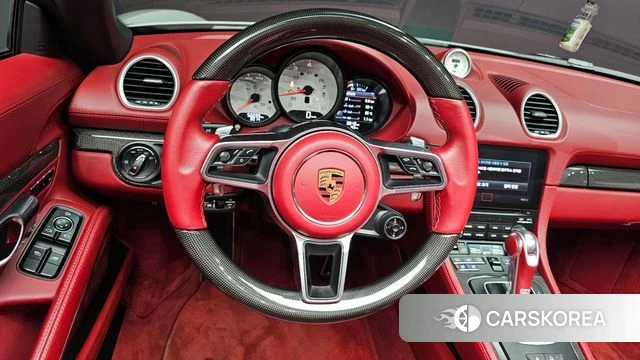 Porsche 718 Boxster 2019 Серебристо-серый из Кореи, фото 2