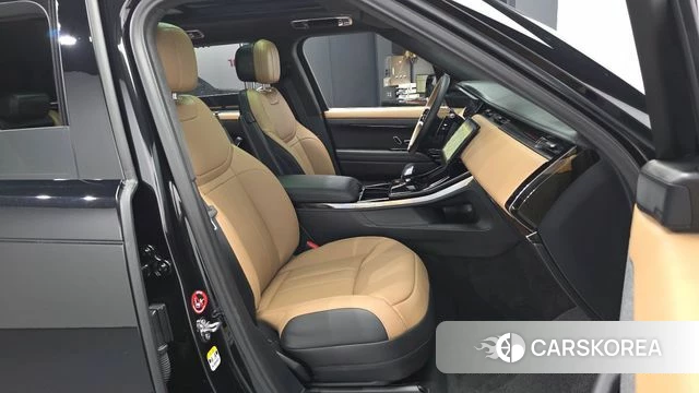 Land Rover Range Rover Sport 3rd Generation 2024 Черный из Кореи, фото 2
