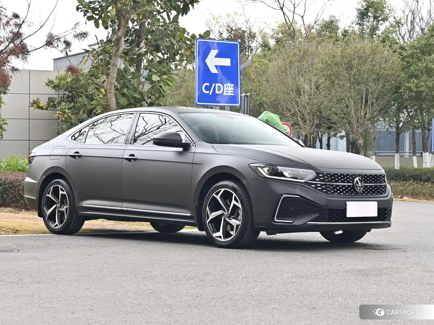 Volkswagen Passat 2024 Черный из Китая, фото 2