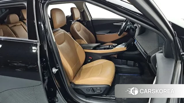 Kia EV6 2021 Черный из Кореи, фото 2