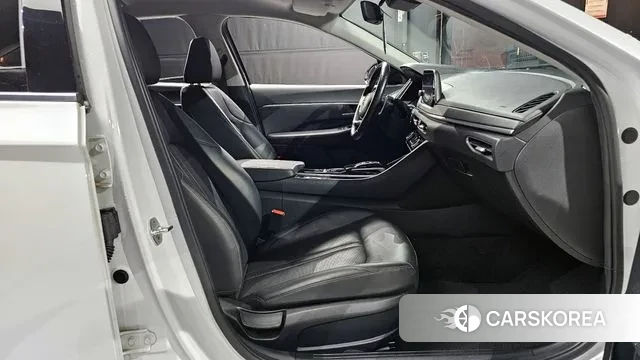 Hyundai Sonata (DN8) 2022 Белый из Кореи, фото 2