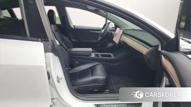 Tesla Model 3 2021 Белый из Кореи, фото 2