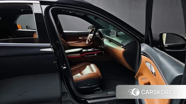 Genesis GV70 2022 Черный из Кореи, фото 2