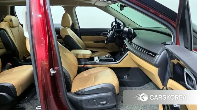 Kia Carnival 4th generation 2020 Красный из Кореи, фото 2