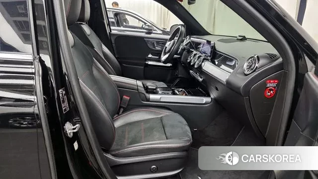 Mercedes-Benz GLB-Class X247 2021 Черный из Кореи, фото 2