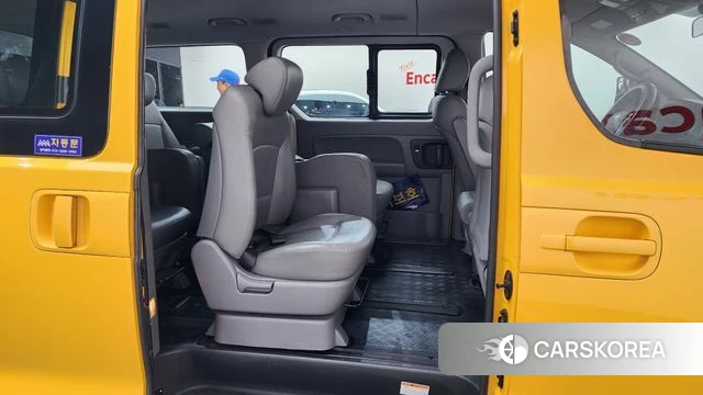 Hyundai The New Grand Starex 2019 Желтый из Кореи, фото 2