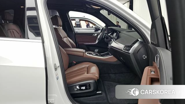 BMW X5 (G05) 2020 Белый из Кореи, фото 2