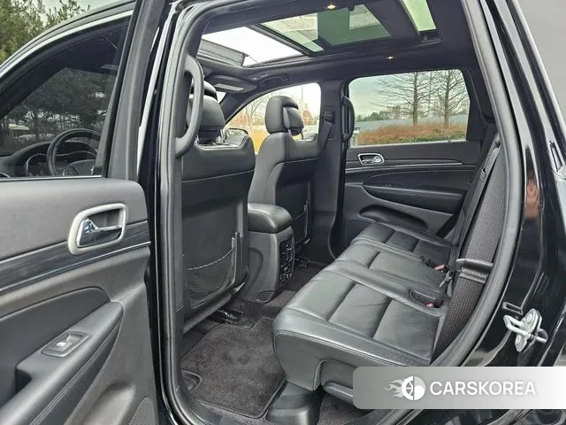 Jeep Grand Cherokee 2018 Черный из Кореи, фото 2