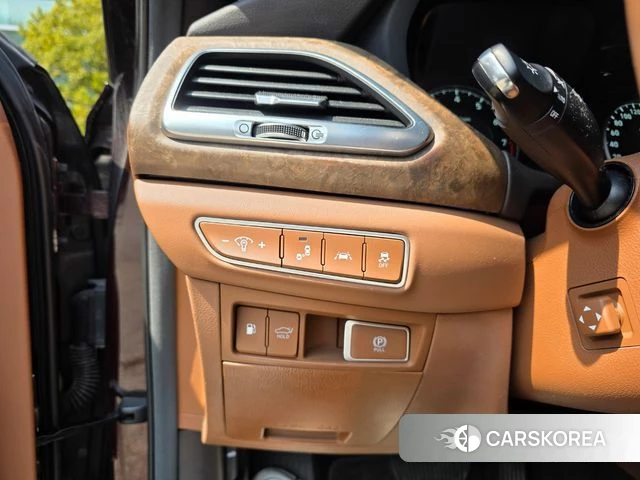 Genesis G90 2019 Красный из Кореи, фото 2