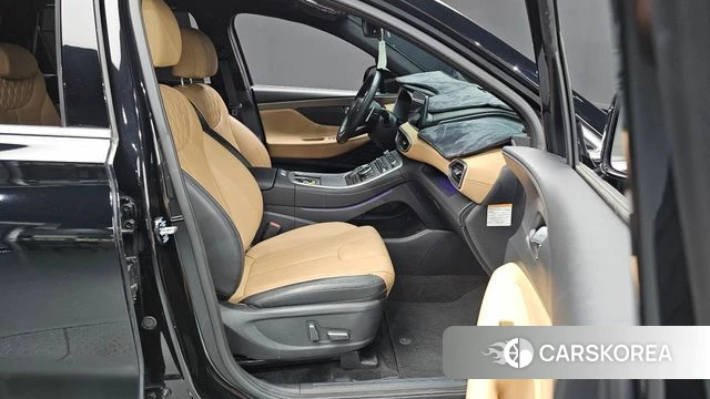 Hyundai The New Santa Fe 2023 Черный из Кореи, фото 2