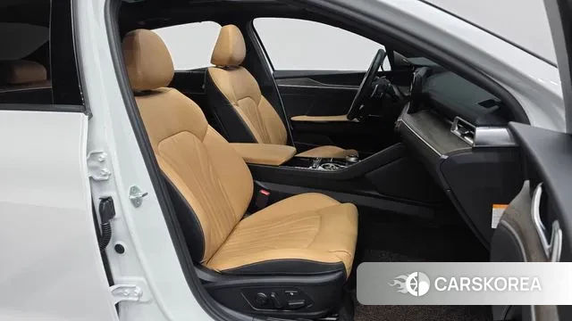 Kia K5 Hybrid 3rd Generation 2023 Белый из Кореи, фото 2