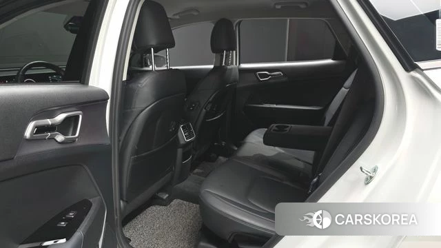 Kia Sportage 5th Generation 2022 Белый из Кореи, фото 2