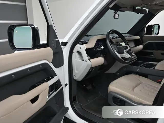 Land Rover Defender (L663) 2020 Белый из Кореи, фото 2