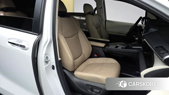 Toyota Sienna 4th Generation 2024 Белый из Кореи, фото 2