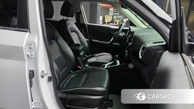 Hyundai Venue 2019 Белый из Кореи, фото 2