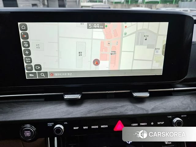 Kia Carnival 4th generation 2023 Белый из Кореи, фото 2