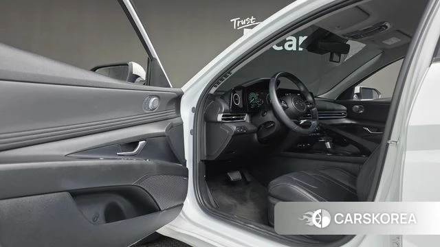 Hyundai Avante (CN7) 2021 Белый из Кореи, фото 2