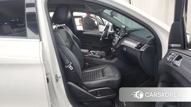 Mercedes-Benz GLE - Class W166 2018 Белый из Кореи, фото 2