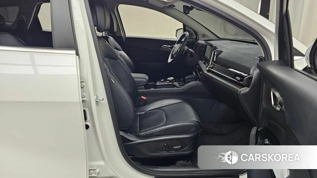 Kia Sportage 5th Generation 2021 Белый из Кореи, фото 2