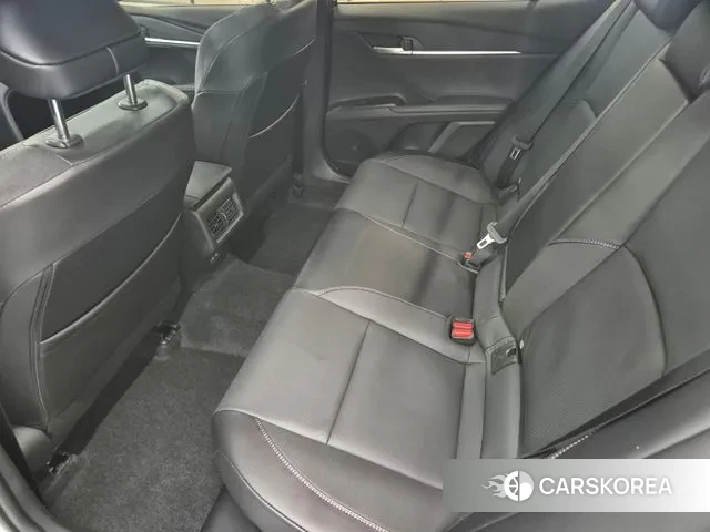 Toyota Camry (XV80) 2025 Белый из Кореи, фото 2