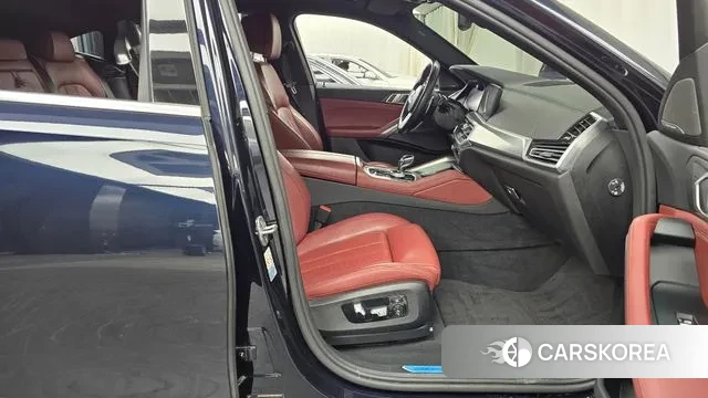 BMW X6 (G06) 2021 Черный из Кореи, фото 2