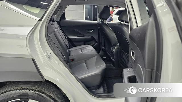 Hyundai Kona (SX2) 2024 Серебристо-серый из Кореи, фото 2