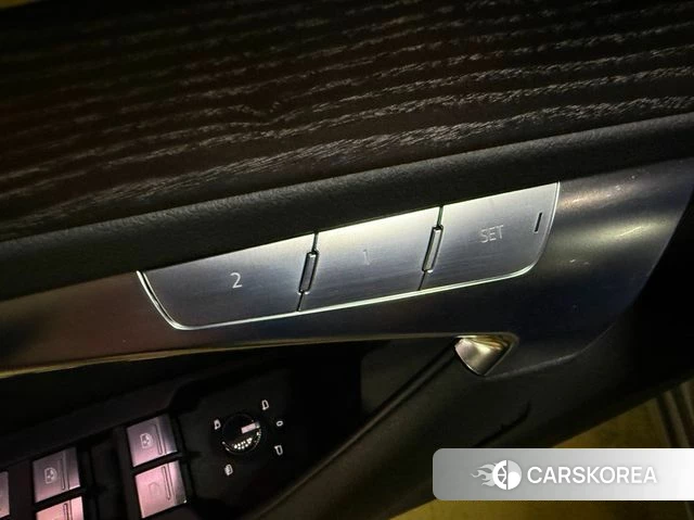 Audi A6 (C8) 2020 Серебряный из Кореи, фото 2