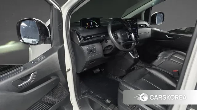 Hyundai Staria 2022 Белый из Кореи, фото 2