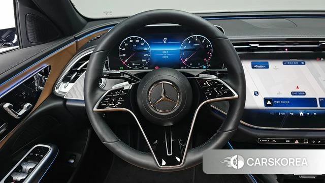 Mercedes-Benz E-Class W214 2025 Белый из Кореи, фото 2