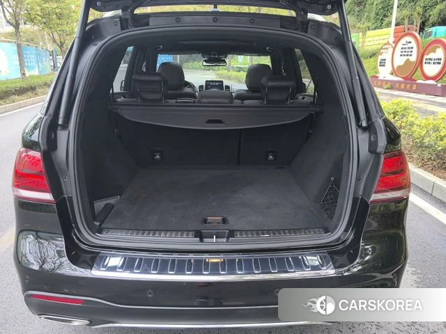 Mercedes-Benz GLE (import) 2018 Черный из Китая, фото 2