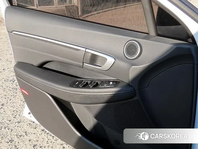 Hyundai Sonata (DN8) 2022 Белый из Кореи, фото 2