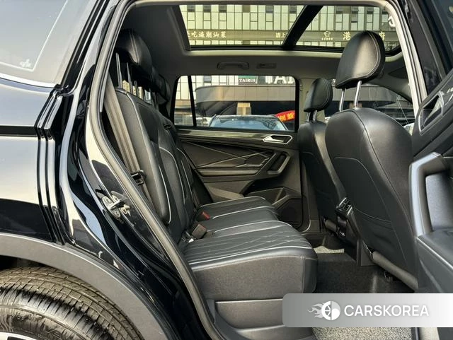 Volkswagen Tiguan L 2025 Черный из Китая, фото 2