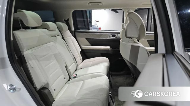Hyundai Santa Fe (MX5) 2024 Белый из Кореи, фото 2