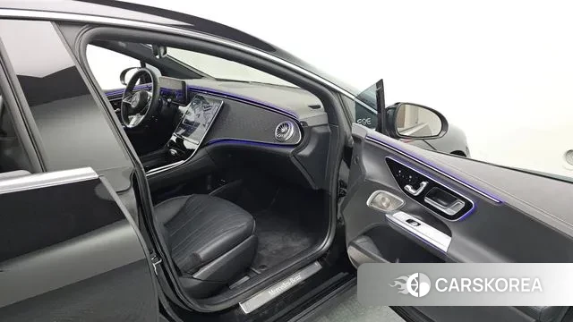 Mercedes-Benz EQE V295 2023 Черный из Кореи, фото 2