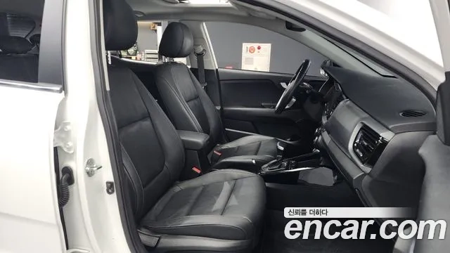 Kia Stonic 2020 Белый из Кореи, фото 2