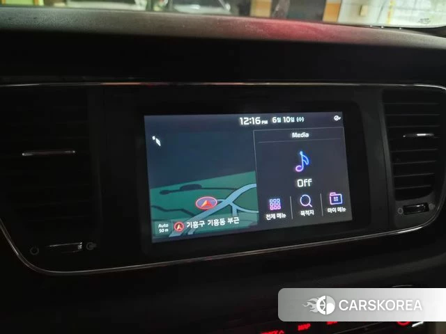 Kia The New Carnival 2018 Белый из Кореи, фото 2