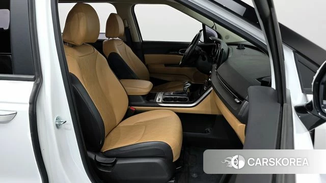 Kia Carnival 4th generation 2022 Белый из Кореи, фото 2