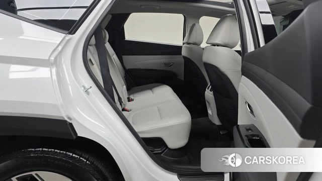Hyundai The New Tucson Hybrid (NX4) 2024 Белый из Кореи, фото 2
