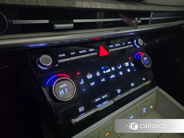 Hyundai Santa Fe (MX5) 2023 Белый из Кореи, фото 2