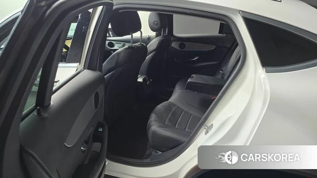 Mercedes-Benz GLC-Class X253 2018 Белый из Кореи, фото 2