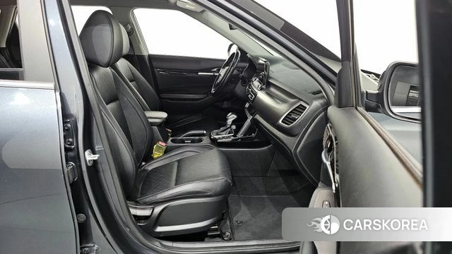 Kia Seltos 2020 Серый из Кореи, фото 2