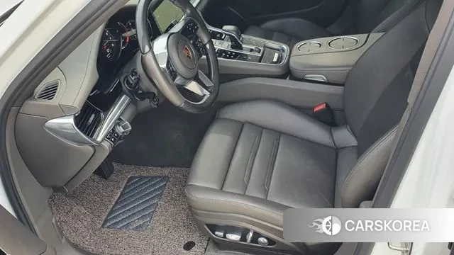 Porsche Panamera (971) 2018 Белый из Кореи, фото 2