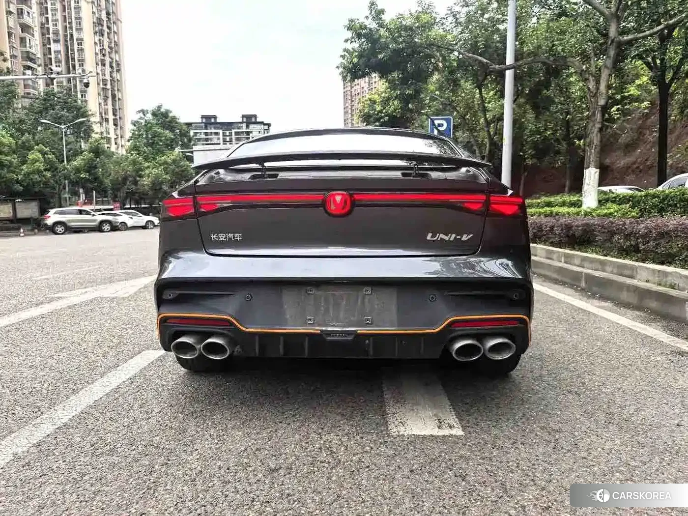 Chang'an UNI-V 2025 Silver/gray из Китая, фото 2
